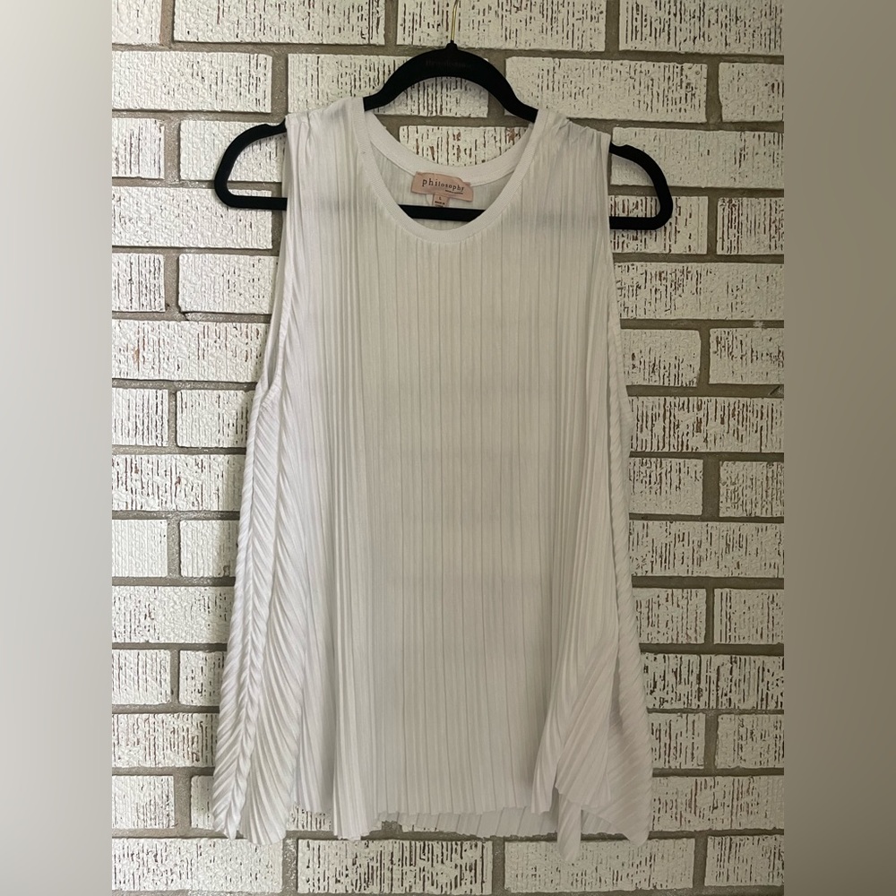 Philosophy Tank - L